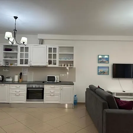 View 3 Apartment Sarande